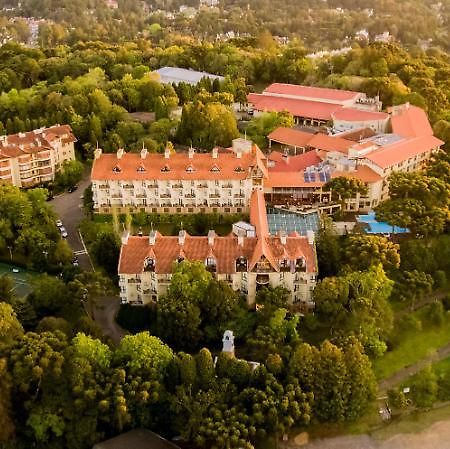 Wish Serrano Resort Грамаду Екстериор снимка Aerial view of the hotel