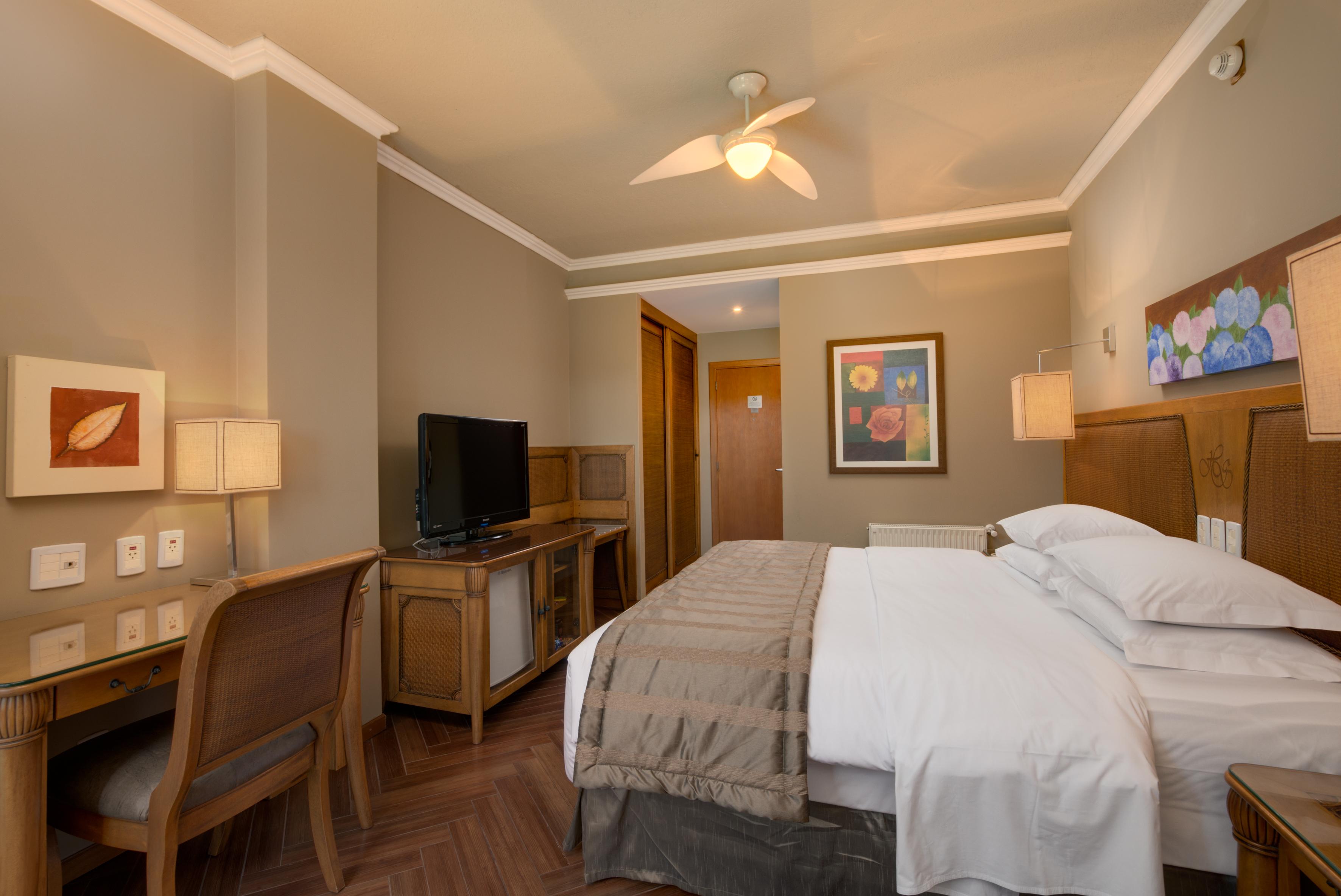 Wish Serrano Resort Грамаду Екстериор снимка A room at the hotel